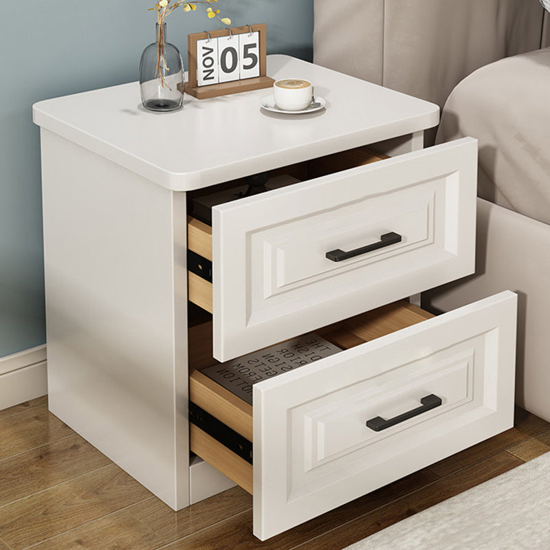 Traditional Chinese MDF Pine Wood Drawers Square Nightstand 2/3 Drawer For Bedroom