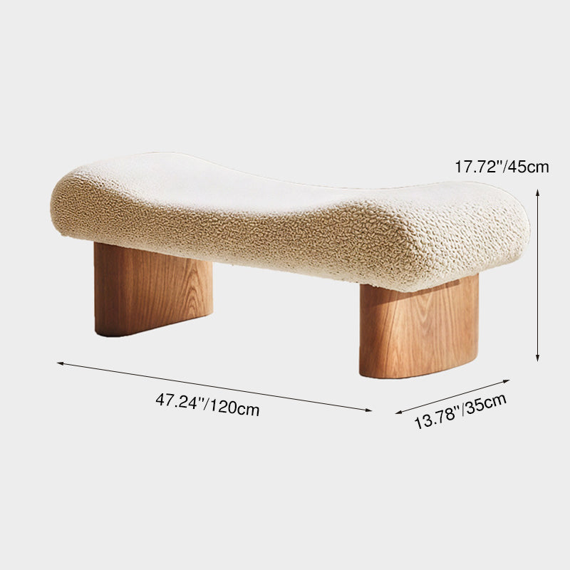 Moderner skandinavischer Schuhbank-Hocker aus Sherpa-Stoff und Kiefernholz mit geschwungener quadratischer Form für das Wohnzimmer 