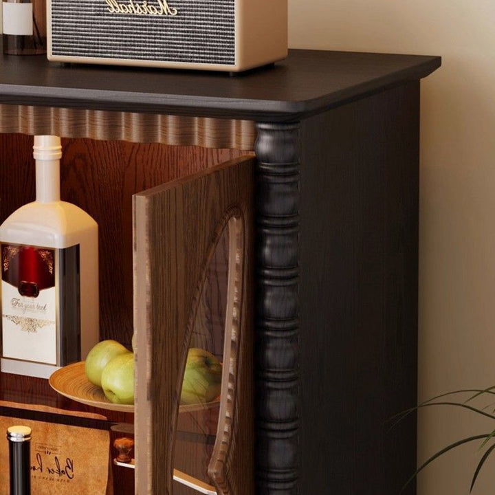 Traditioneller französischer TV-Ständer aus Eschenholz mit Glas-Schmetterling, abgerundeter rechteckiger Form und 2 Schubladen für das Wohnzimmer 