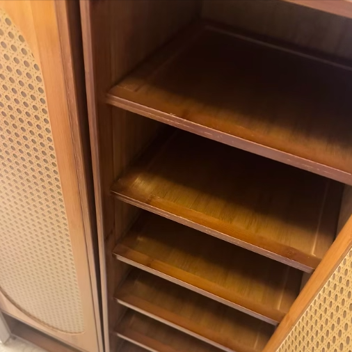 Traditionelle chinesische MDF Bambus Faux Rattan Durchbruch Rechteckiger Schuhspeicher 6/7/8/9-Speicher für Wohnzimmer 
