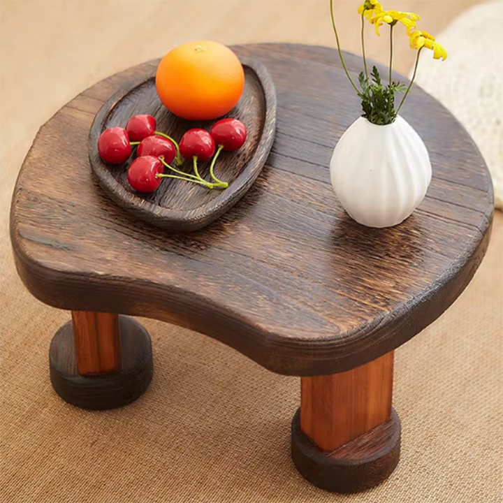 Traditioneller japanischer rechteckiger Couchtisch aus massivem Holz in Halbmondform mit 1 Ebene für das Wohnzimmer 