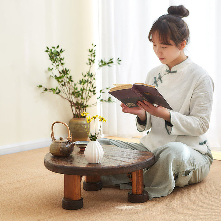 Traditioneller japanischer rechteckiger Couchtisch aus massivem Holz in Halbmondform mit 1 Ebene für das Wohnzimmer 