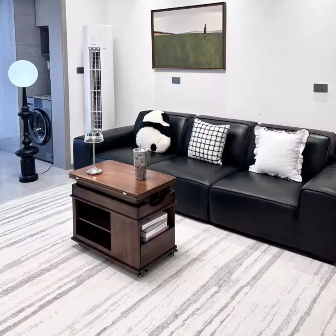 Moderner kreativer Couchtisch aus Sperrholz und Metall mit anhebbarer Tischplatte, Rollen und abgerundet-rechteckiger Form für das Wohnzimmer 