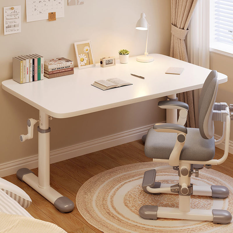Escritorio infantil de estudio moderno y minimalista de madera de ingeniería y acero al carbono con forma rectangular de bordes redondeados y 1 nivel para dormitorio 