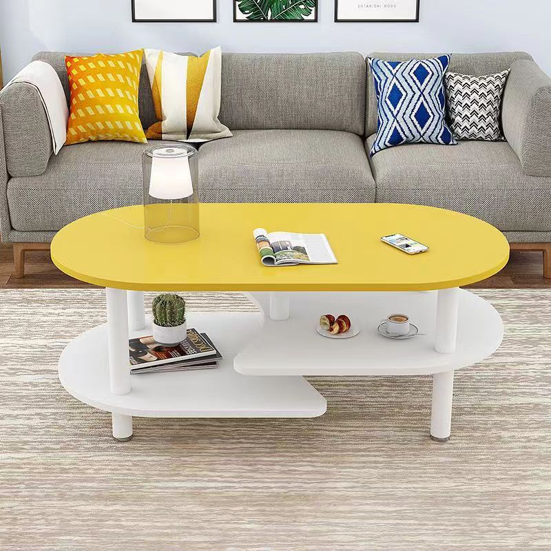 Moderner skandinavischer Couchtisch aus Holzwerkstoff mit Holzbeinen, gebogener ovaler Form und 3 Ebenen für das Wohnzimmer 