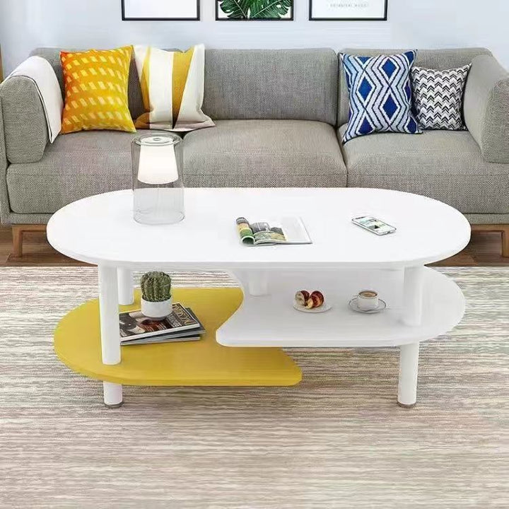 Moderner skandinavischer Couchtisch aus Holzwerkstoff mit Holzbeinen, gebogener ovaler Form und 3 Ebenen für das Wohnzimmer 