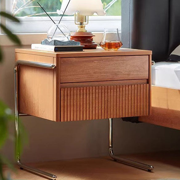 Table de chevet rectangulaire en bois massif scandinave contemporain avec rayures en acier inoxydable et 2 tiroirs pour chambre à coucher 