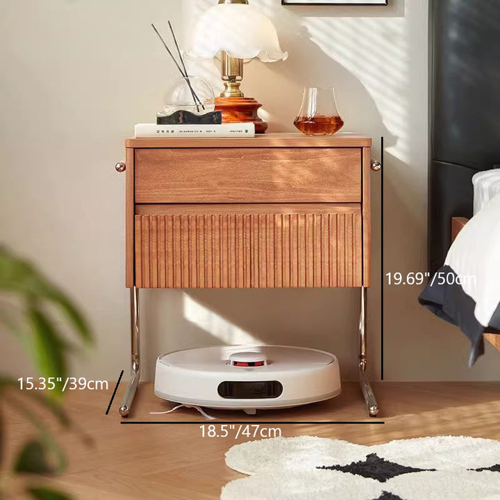 Table de chevet rectangulaire en bois massif scandinave contemporain avec rayures en acier inoxydable et 2 tiroirs pour chambre à coucher 
