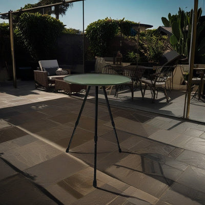 Table basse d'extérieur en aluminium à trépied rond de simplicité moderne pour l'extérieur 