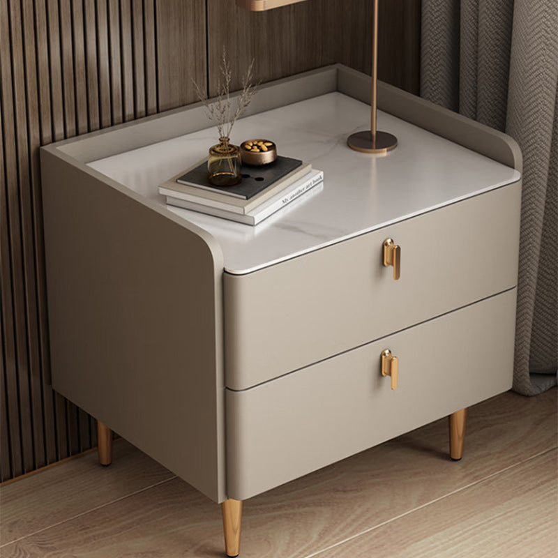 Table de nuit moderne de luxe rectangulaire à base cylindrique en pierre, cuir microfibre, bois massif, acier au carbone, 2 tiroirs pour chambre 