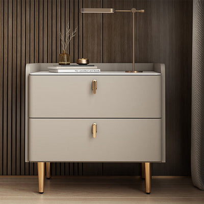 Table de chevet moderne de luxe avec base cylindrique rectangulaire en dalle de roche, cuir, bois massif et acier au carbone à 2 tiroirs pour chambre à coucher 