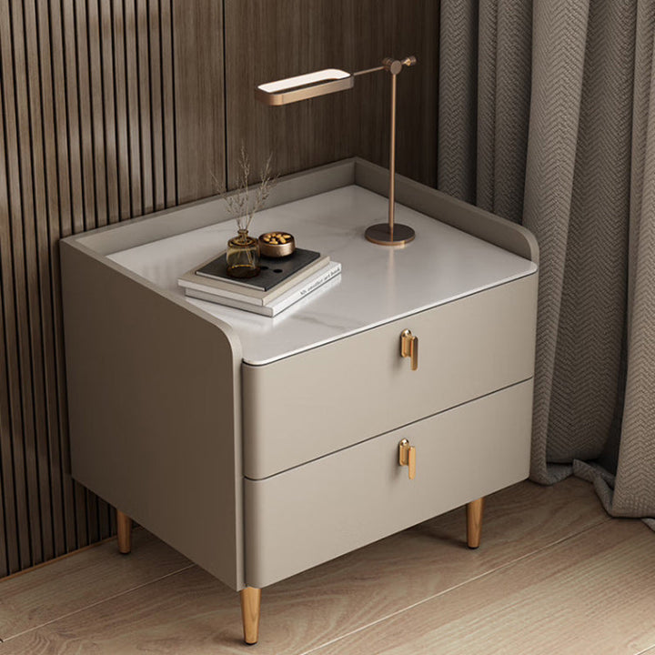 Table de nuit moderne de luxe rectangulaire à base cylindrique en pierre, cuir microfibre, bois massif, acier au carbone, 2 tiroirs pour chambre 