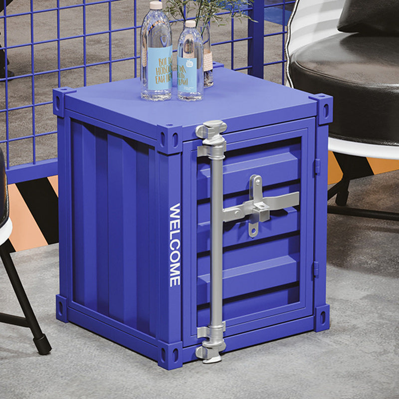 Table de nuit en fer rectangulaire à rayures industrielles contemporaines pour chambre 
