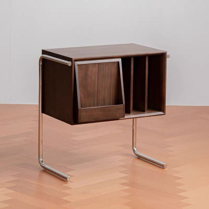 Moderner rechteckiger Retro-Beistelltisch aus Kiefernholz, Sperrholz und Edelstahl mit 4 Ablagefächern für das Wohnzimmer 