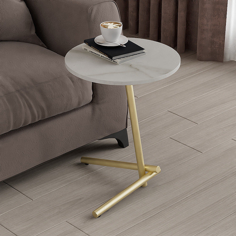 Mesa de café de hierro contemporánea escandinava redonda con una sola repisa para la sala de estar 