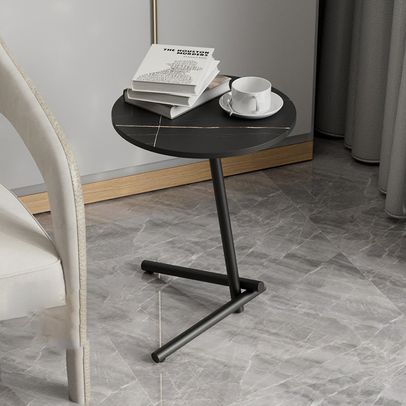 Mesa de café de hierro contemporánea escandinava redonda con una sola repisa para la sala de estar 