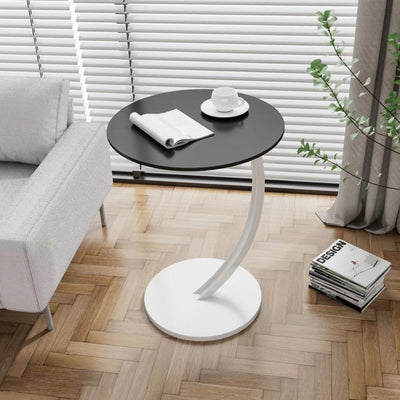 Table d'appoint moderne minimaliste en forme de C avec plateau rond en panneau de densité et fer à 1 niveau pour le salon 
