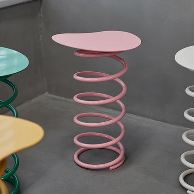 Tabouret bas à ressorts en spirale en fer scandinave contemporain pour salon 