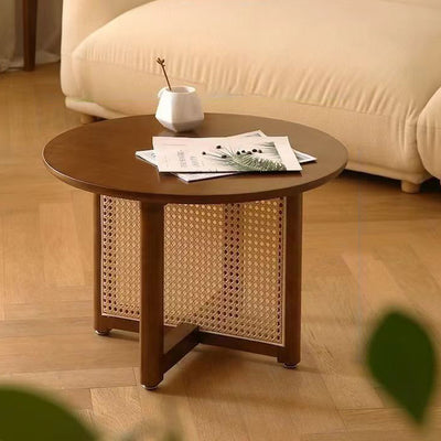Mesa de Centro Redonda Retro Contemporánea con Tapa de Madera y Tejido de Ratán con Patas Cruzadas para Sala de Estar 