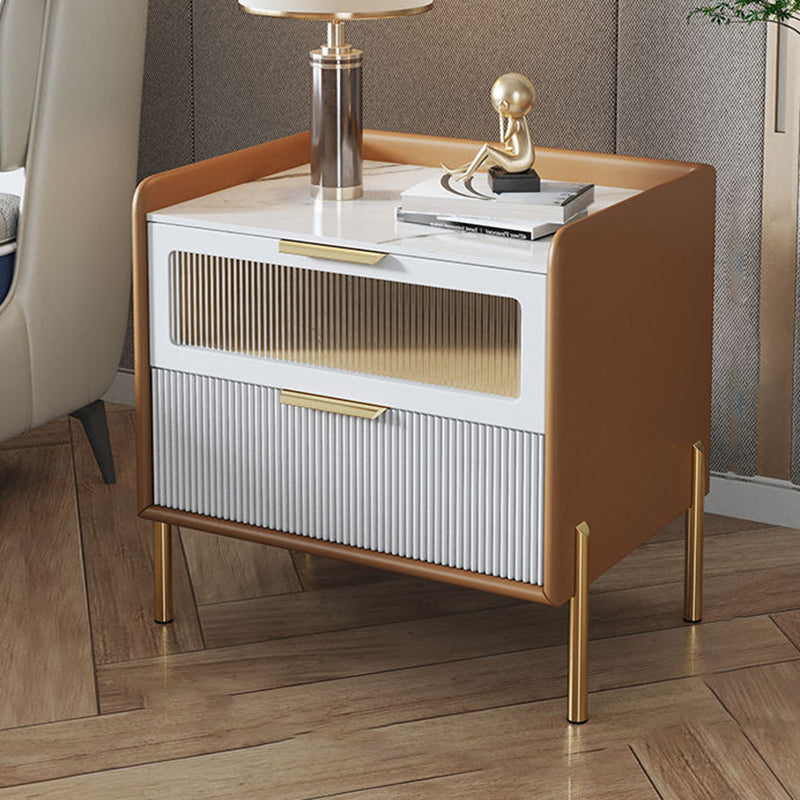Table de chevet contemporaine nordique à plateau en pierre frittée avec cadre en bois massif et cuir microfibre à 2 tiroirs pour chambre 