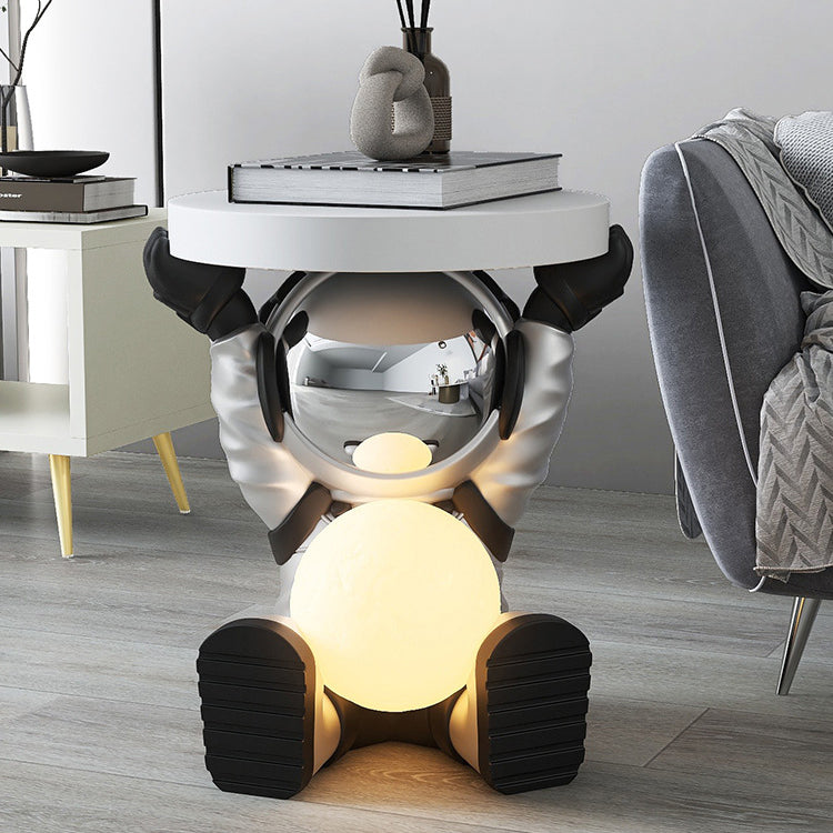 Contemporary Creative Fir Board Round Top Astronaut Resin Base Side Table For Living Room