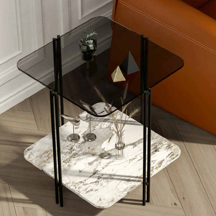Moderner luxuriöser Steinpaneel-Endtisch mit quadratischer Tischplatte und Eisengestell, 2-stufige Ablageflächen für das Wohnzimmer 