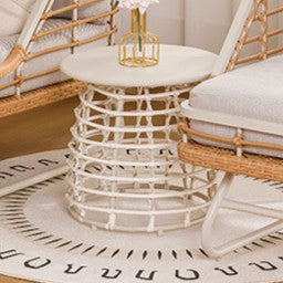 Zeitgenössischer Boho Beistelltisch mit rundem Sinterstein-Top und durchbrochenem Kohlenstoffstahl-Basis für das Wohnzimmer 