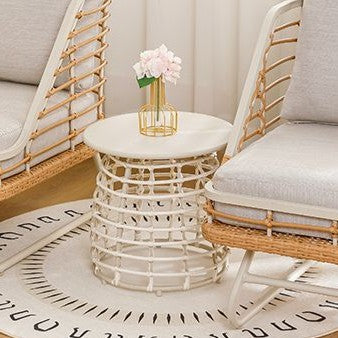 Zeitgenössischer Boho Beistelltisch mit rundem Sinterstein-Top und durchbrochenem Kohlenstoffstahl-Basis für das Wohnzimmer 