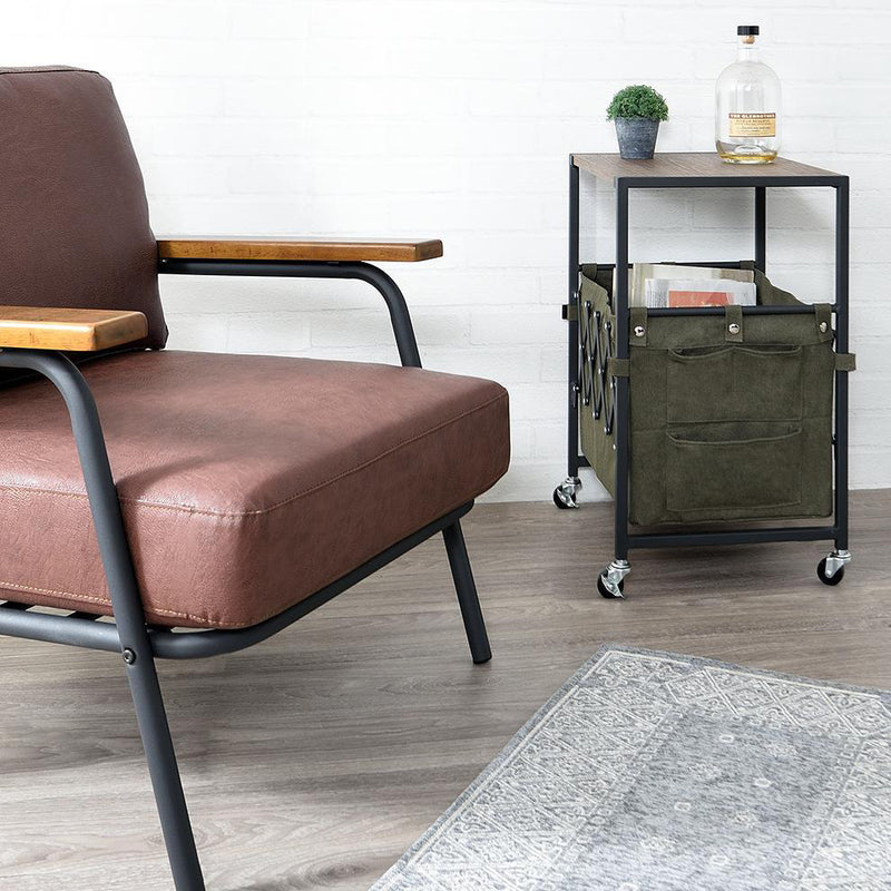 Zeitgenössischer nordischer quadratischer MDF-Oberteil Eisenrahmen Rollwagen Beistelltisch 2-stufige Stoffaufbewahrungstaschen für das Wohnzimmer 