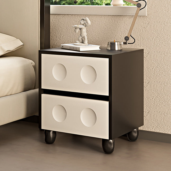 Table de nuit à 2 tiroirs en bois massif cube moderne du milieu du siècle avec pieds galets pour chambre 