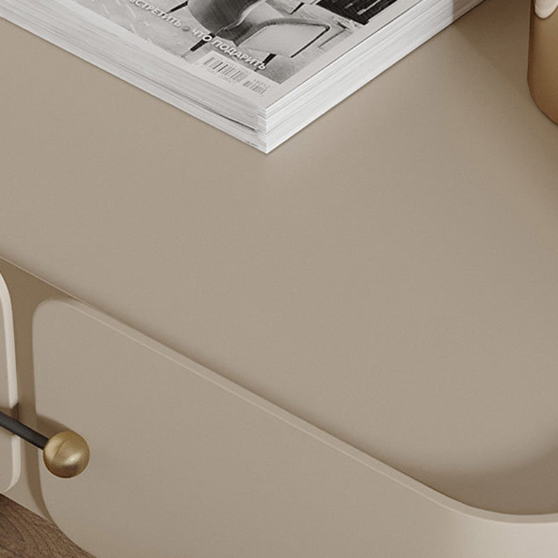 Moderner Mid-Century Rechteckiger Umweltfreundlicher Nachttisch aus Kohlenstoffstahl mit 1 Schublade für das Schlafzimmer 