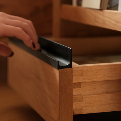 Table de nuit contemporaine rétro avec plateau en pierre frittée et cadre en bois de cerisier 1-tiroir pour chambre 