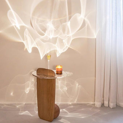 Table d'appoint ovale scandinave contemporain en verre et chêne pour le salon 