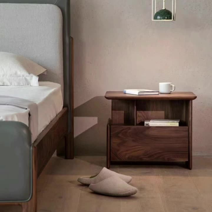 Traditional Vintage Square Rectangle Walnut Wood Cherry Wood Nightstand 1-Drawer For Bedroom
