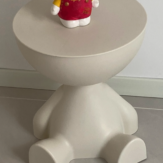 Contemporary Creative Bear Round Plastic Side Table For Living Room