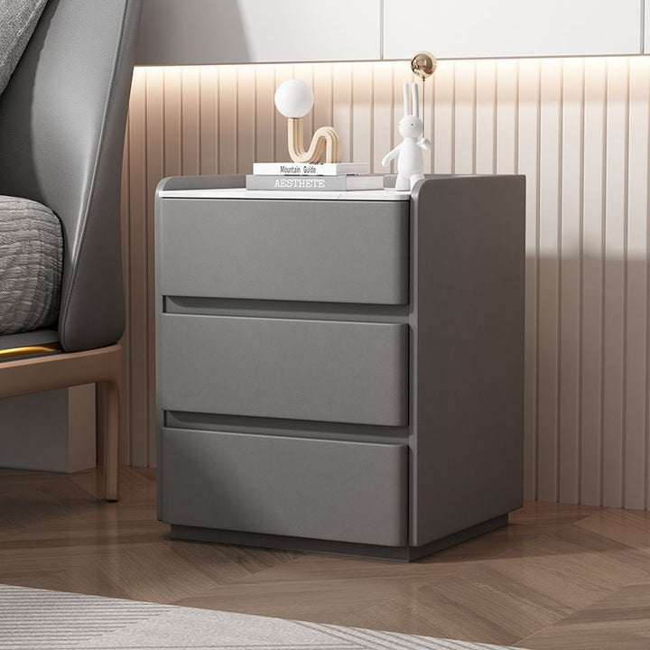 Mesita de noche rectangular moderna y minimalista de madera de pino, cuero resistente a los arañazos de gato y losa de roca, con 3 cajones, para dormitorio 