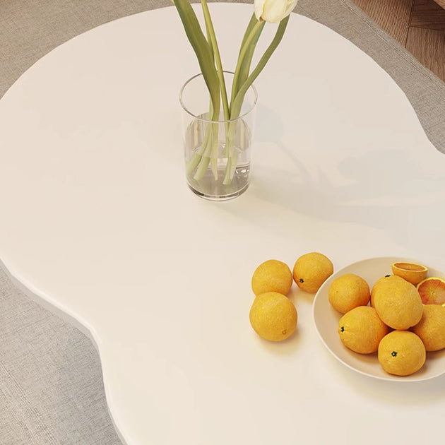 Moderner minimalistischer ovaler Couchtisch in Wolkenform aus Holz-MDF, 1/2 Ebenen, für das Wohnzimmer 