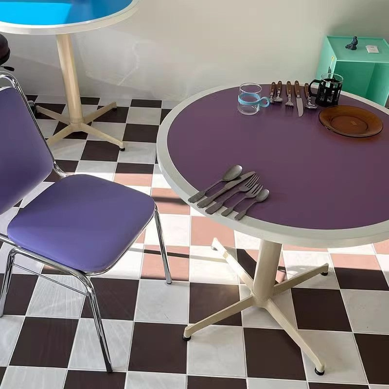 Moderner minimalistischer runder Couchtisch mit Tischplatte aus lackiertem Eisen und MDF, 4-beinig, für das Wohnzimmer 