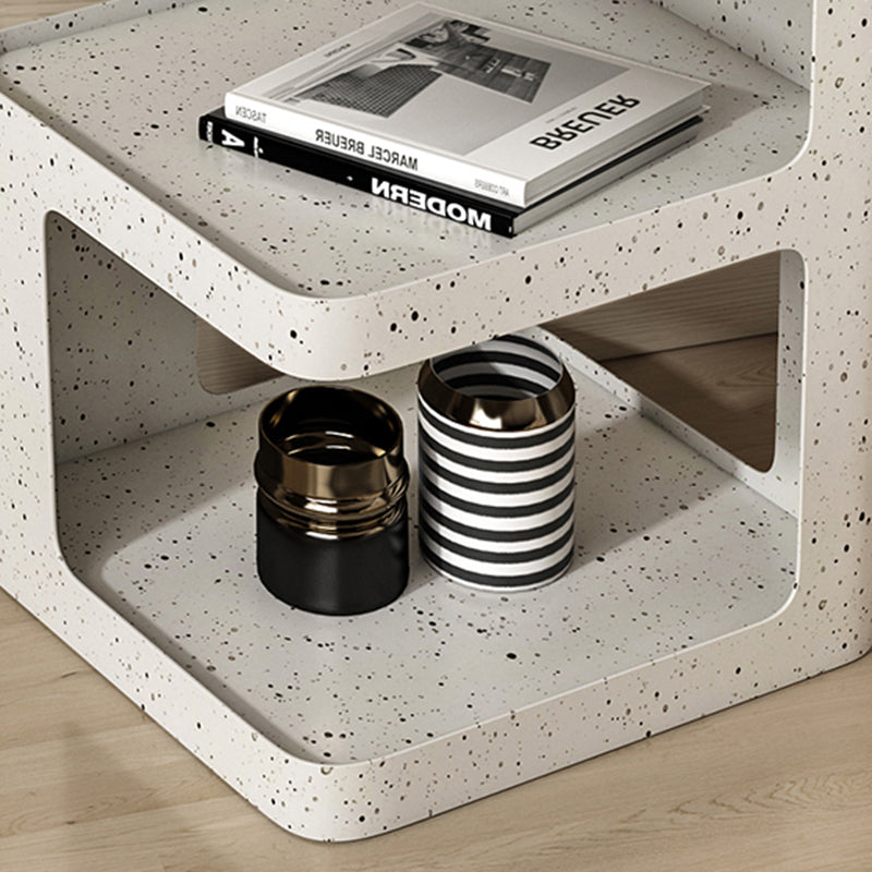 Table de nuit en fer à deux étagères Modern Simplicity pour chambre à coucher 