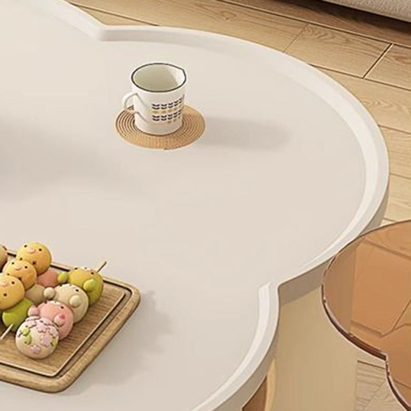 Moderner minimalistischer runder Clover-Couchtisch aus MDF mit kratzfestem Leder für das Wohnzimmer 