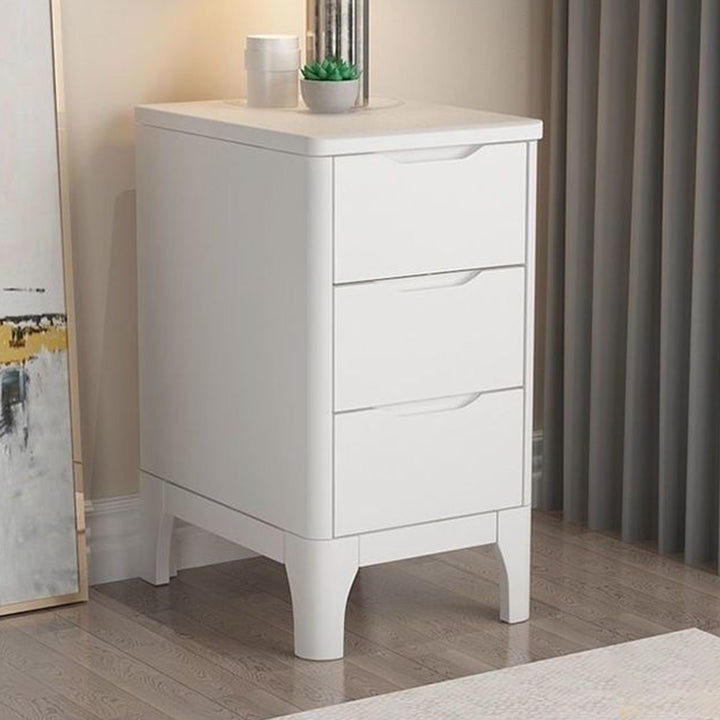 Table de chevet rectangulaire contemporaine en bois massif scandinave à 3 tiroirs pour chambre 