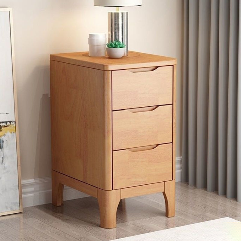 Table de chevet rectangulaire contemporaine en bois massif scandinave à 3 tiroirs pour chambre 