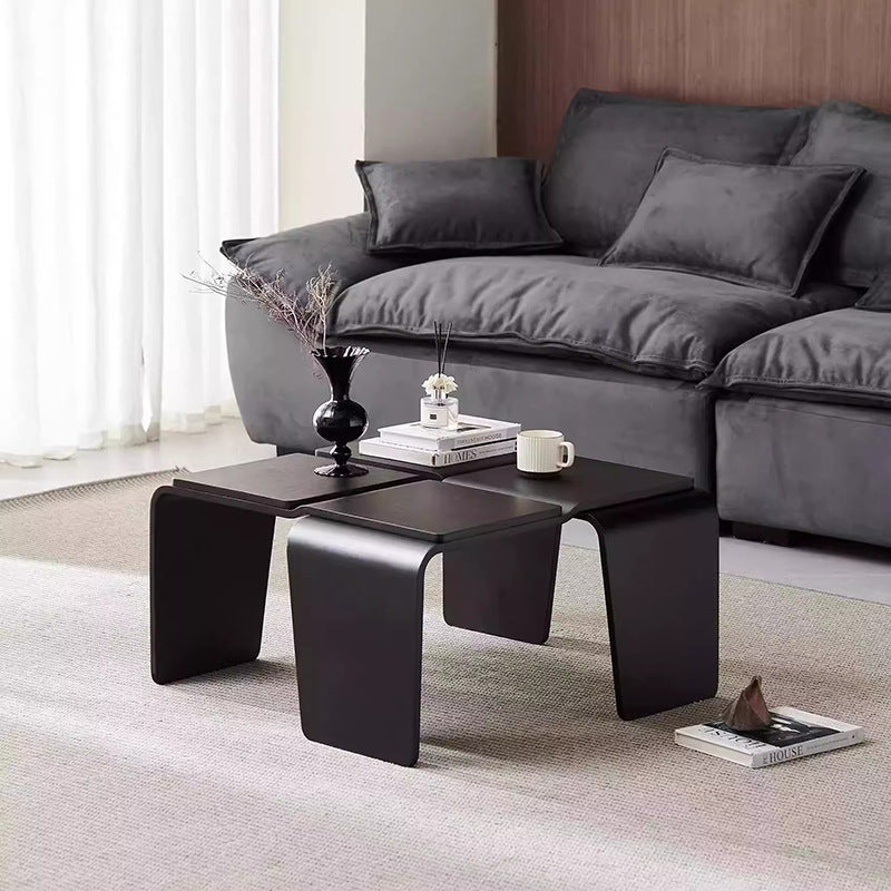 Moderner quadratischer Couchtisch aus strukturiertem Sperrholz in Walnussoptik im Mid-Century-Stil für das Wohnzimmer 