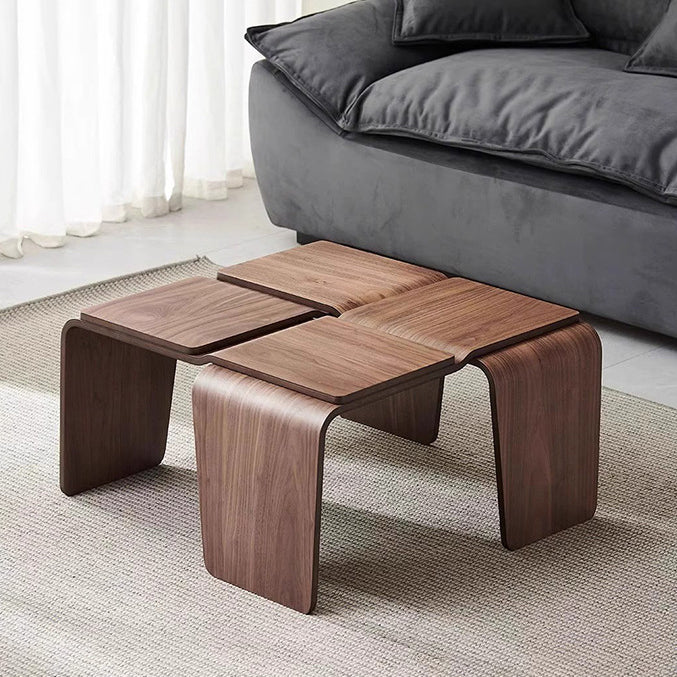 Moderner quadratischer Couchtisch aus strukturiertem Sperrholz in Walnussoptik im Mid-Century-Stil für das Wohnzimmer 
