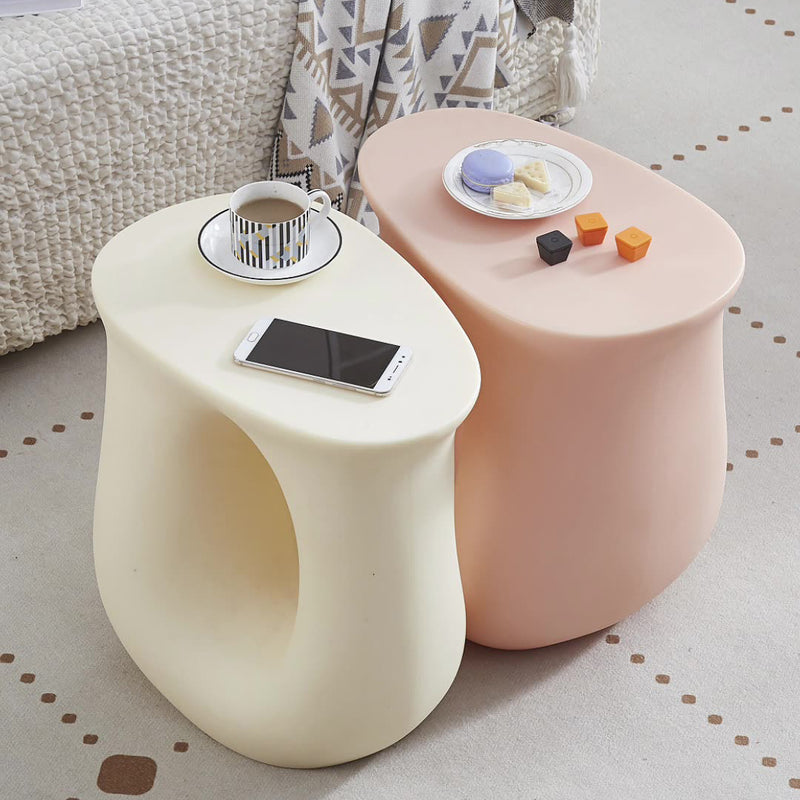 Contemporary Art Deco Hollow Design Oval Tabletop Plastic End Table For Living Room