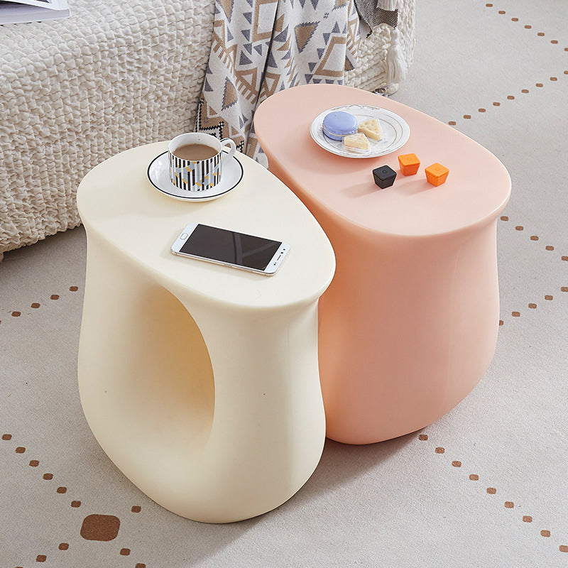 Contemporary Art Deco Hollow Design Oval Tabletop Plastic End Table For Living Room