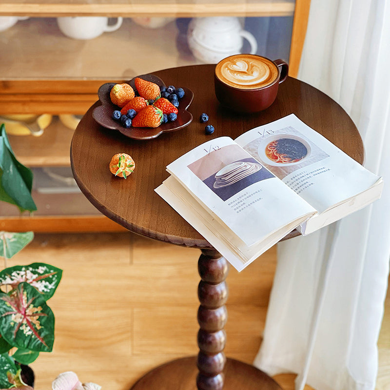 Traditional French Round Table Solid Wood Side Table 1-Leg For Living Room