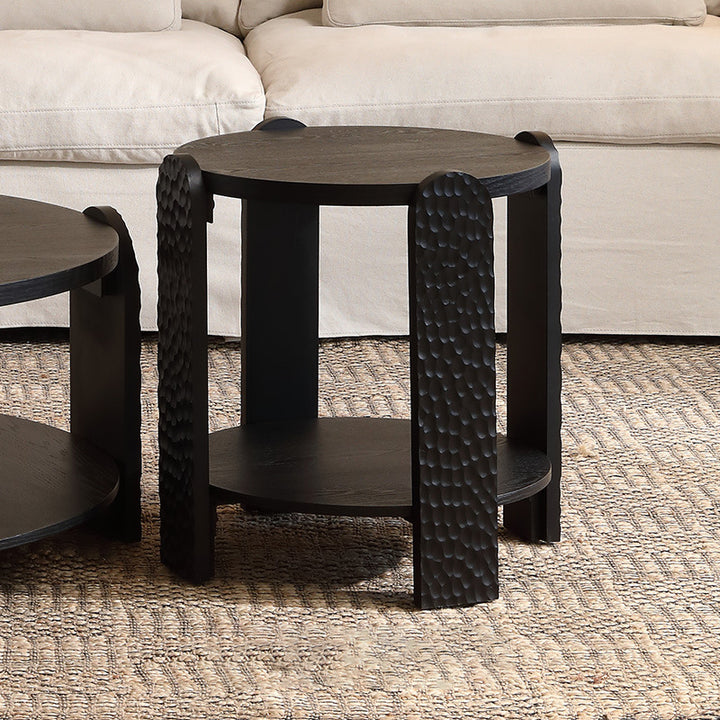Table d'appoint ronde noire de style mi-siècle moderne avec grain de bois naturel pour le salon 
