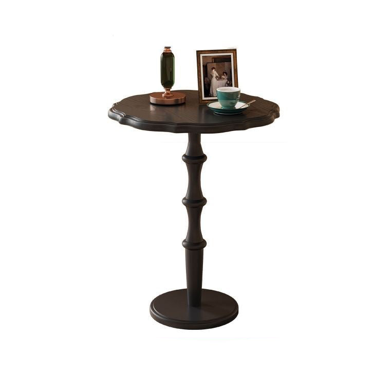 Traditional Vintage Round Lacework Rubberwood Coffee Table 1-Tier For Living Room