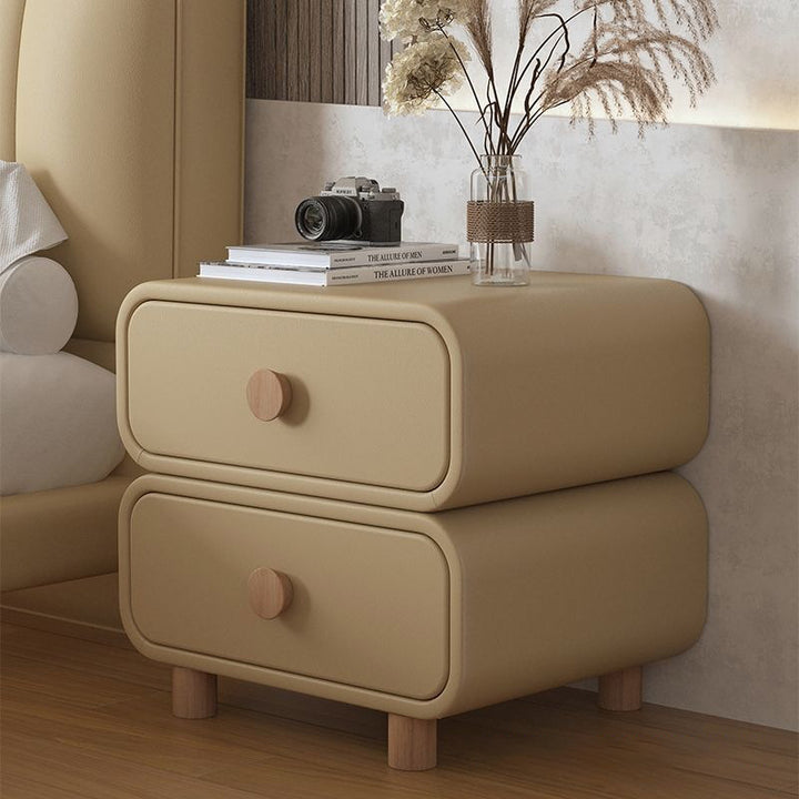 Moderner minimalistischer rechteckiger Nachttisch aus Sperrholz, MDF, Massivholz und Mikrofaserleder mit 2 Schubladen fürs Schlafzimmer 